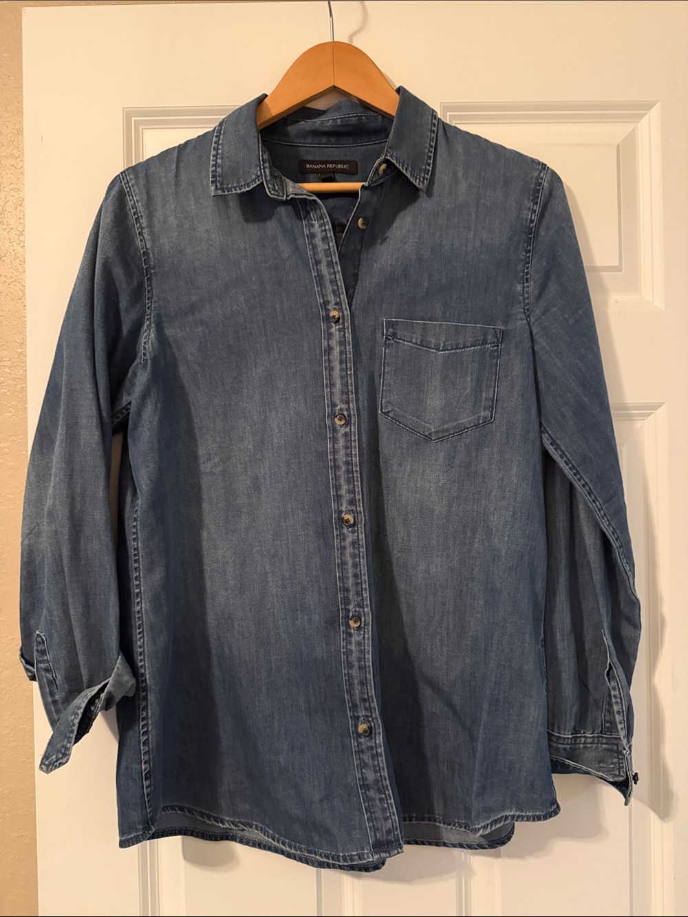 Banana Republic Women's Blue Denim Button-Down Shirt